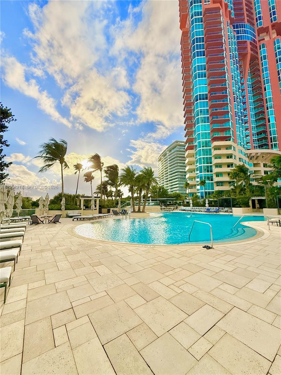 300 S Pointe Drive 906, Miami Beach, FL 33139 photo 28
