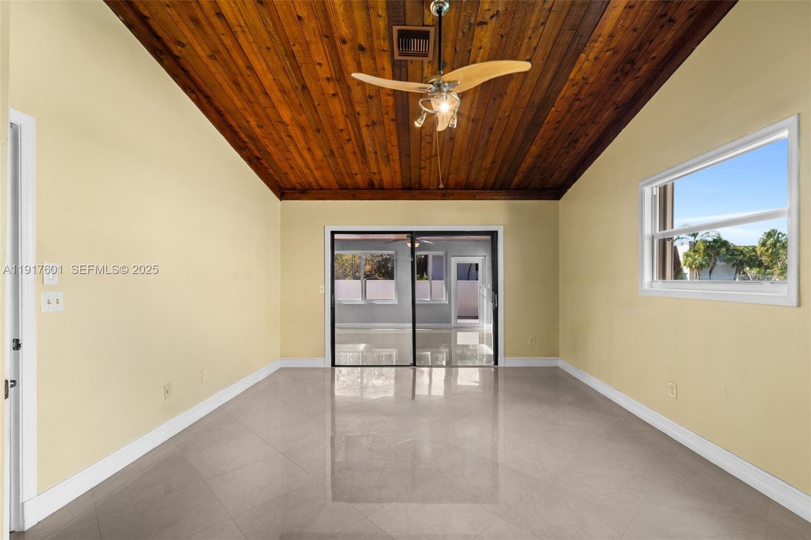 8920 NW 15th Street, Pembroke Pines, FL 33024 photo 20