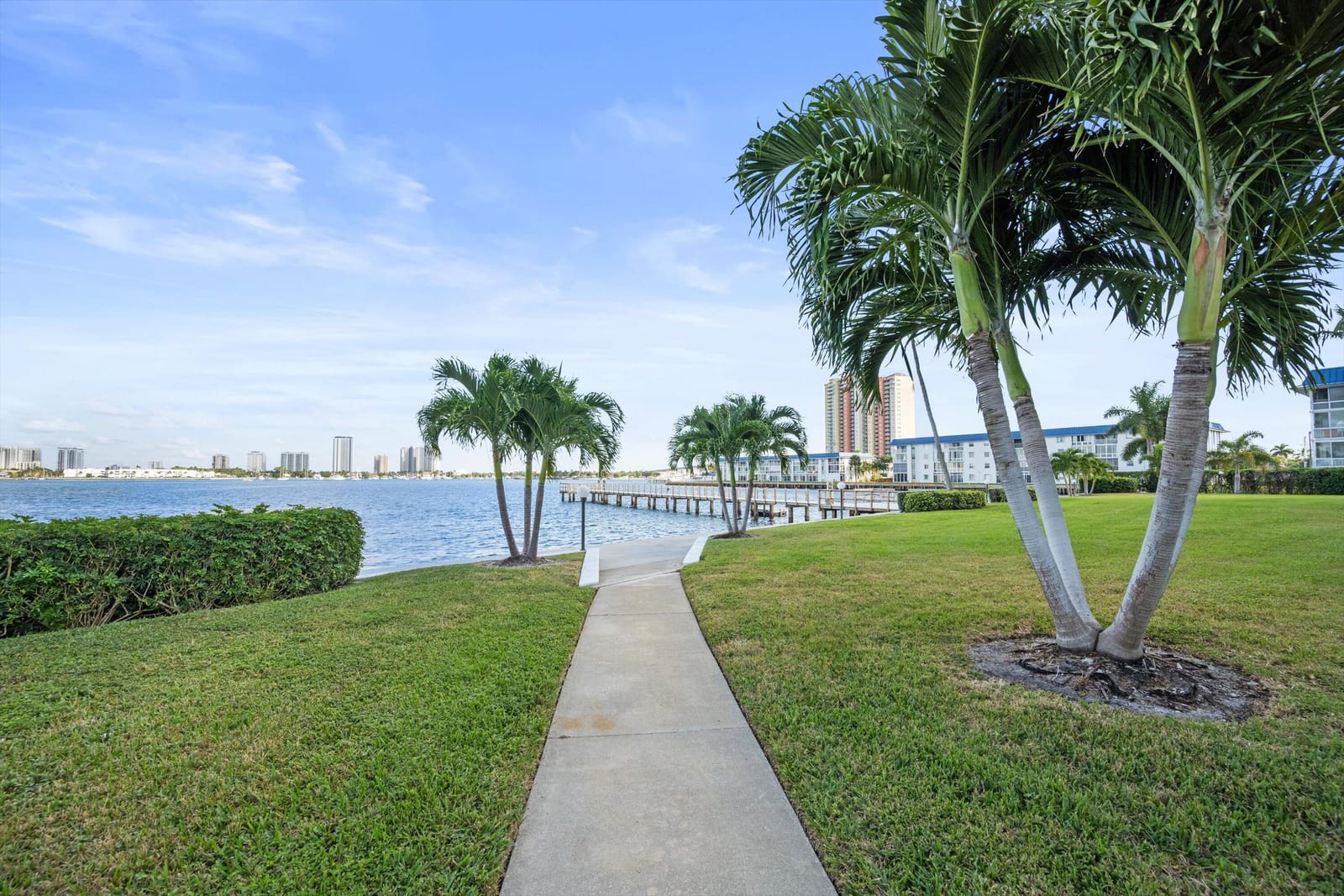 3040 Lake Shore Drive Ph 2, Riviera Beach, FL 33404 photo 15