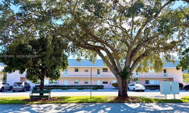 18081 SE Country Club Drive 20-192, Jupiter, FL 33469