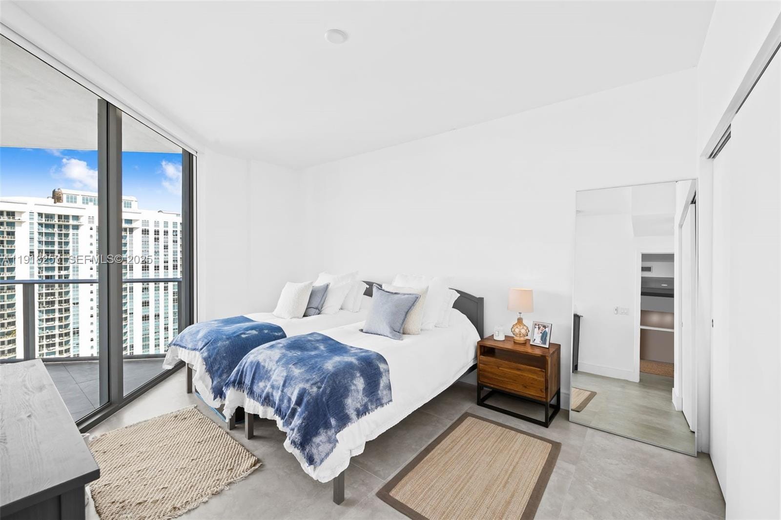 17111 Biscayne Boulevard 2103, North Miami Beach, FL 33160 photo 17