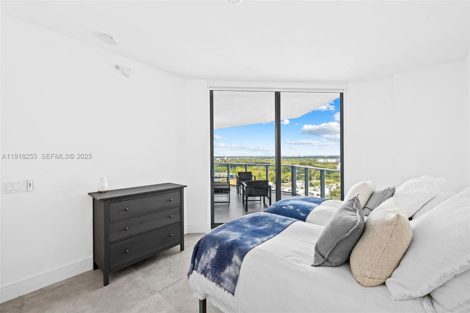 17111 Biscayne Boulevard 2103, North Miami Beach, FL 33160 photo 18