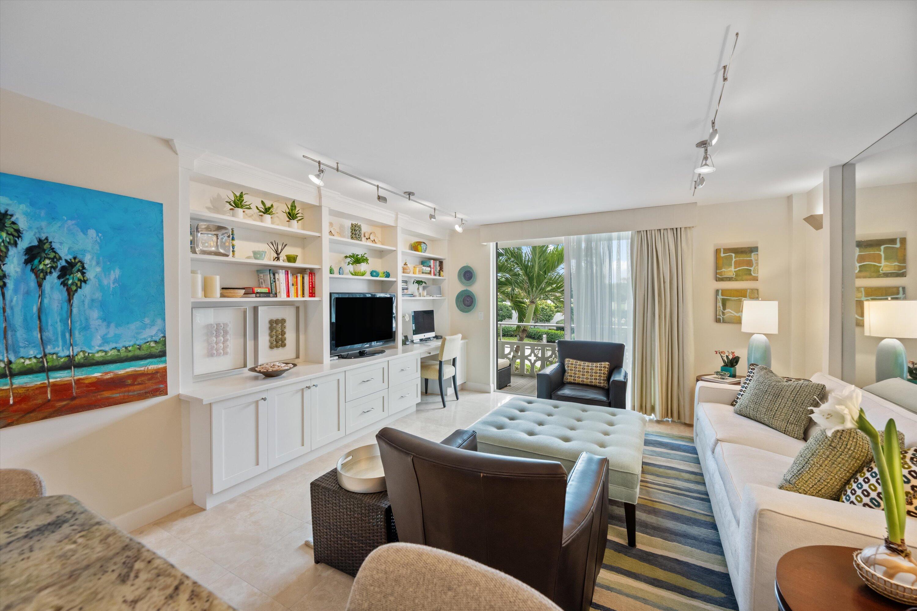 139 Sunrise Avenue 205, Palm Beach, FL 33480, Palm Beach