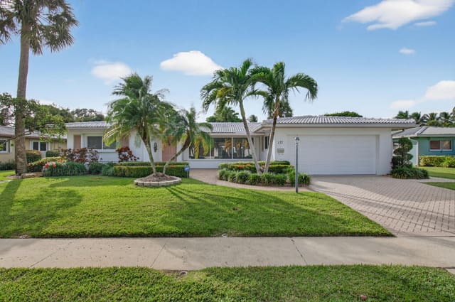 171 SW 7 Avenue, sold in Royal Oak Hills, Boca Raton, FL