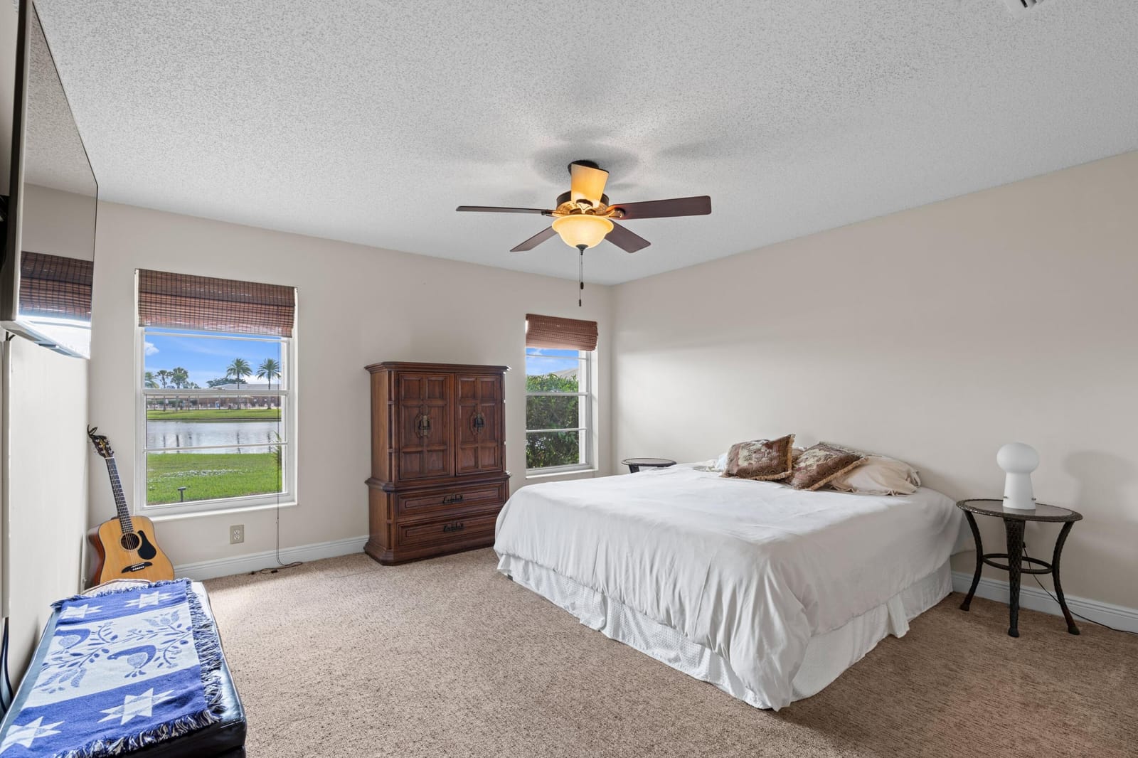 3832 Rowena Circle — photo 9