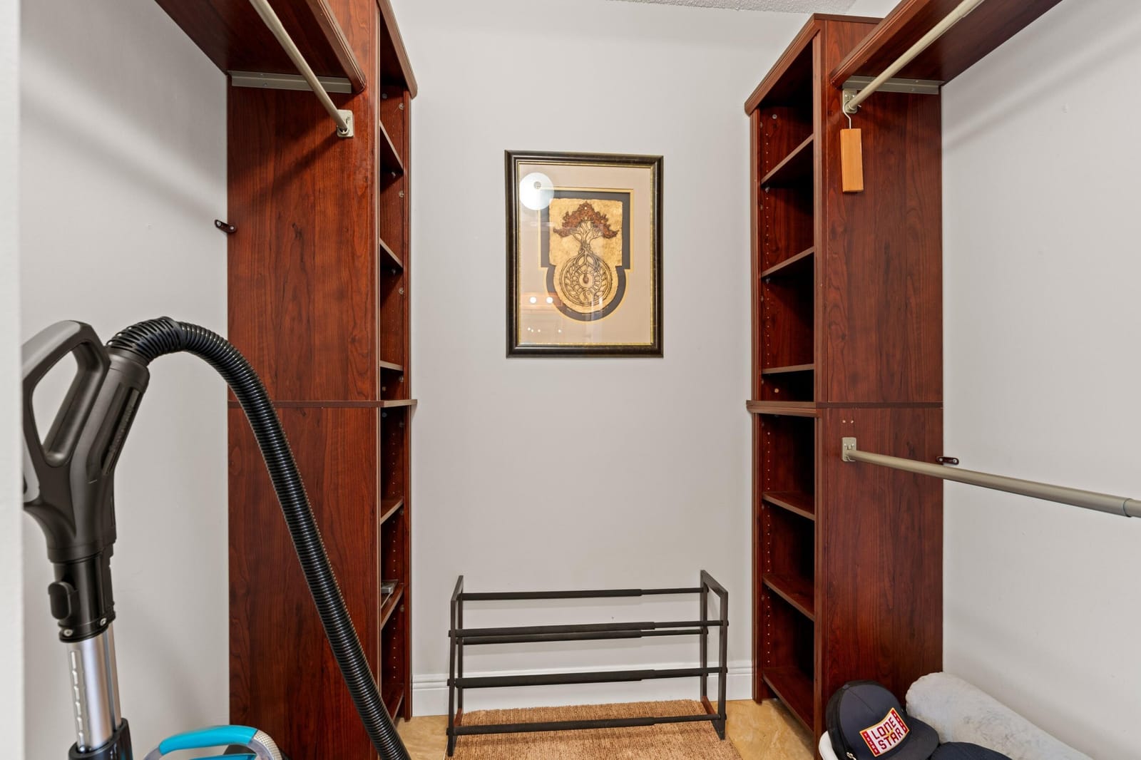 3832 Rowena Circle — photo 10