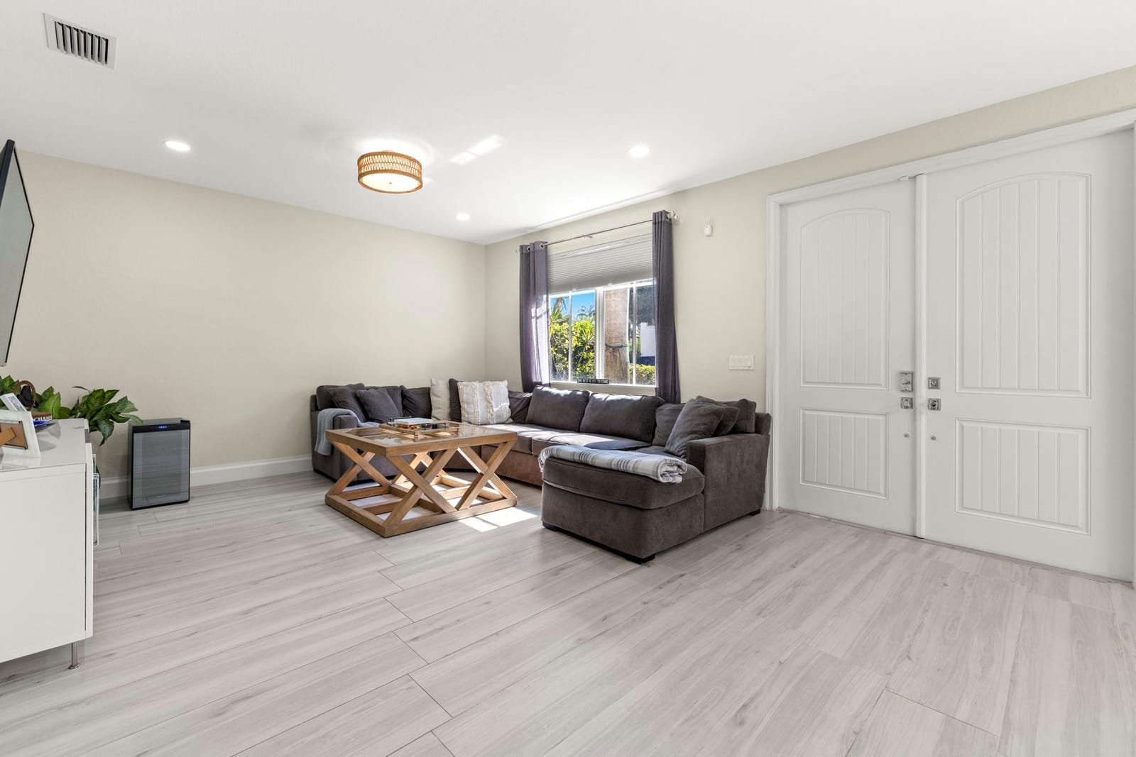 112 NW Gardener Street — photo 10