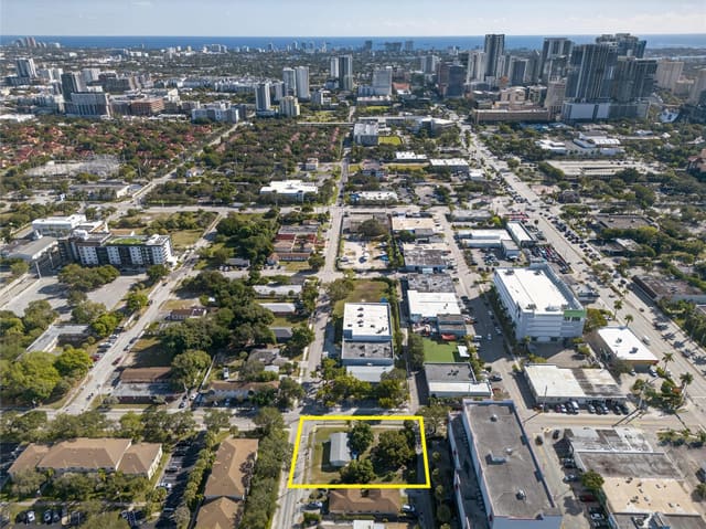 900 NW 2nd Street, Seminole Add F R Olivers, Fort Lauderdale, FL