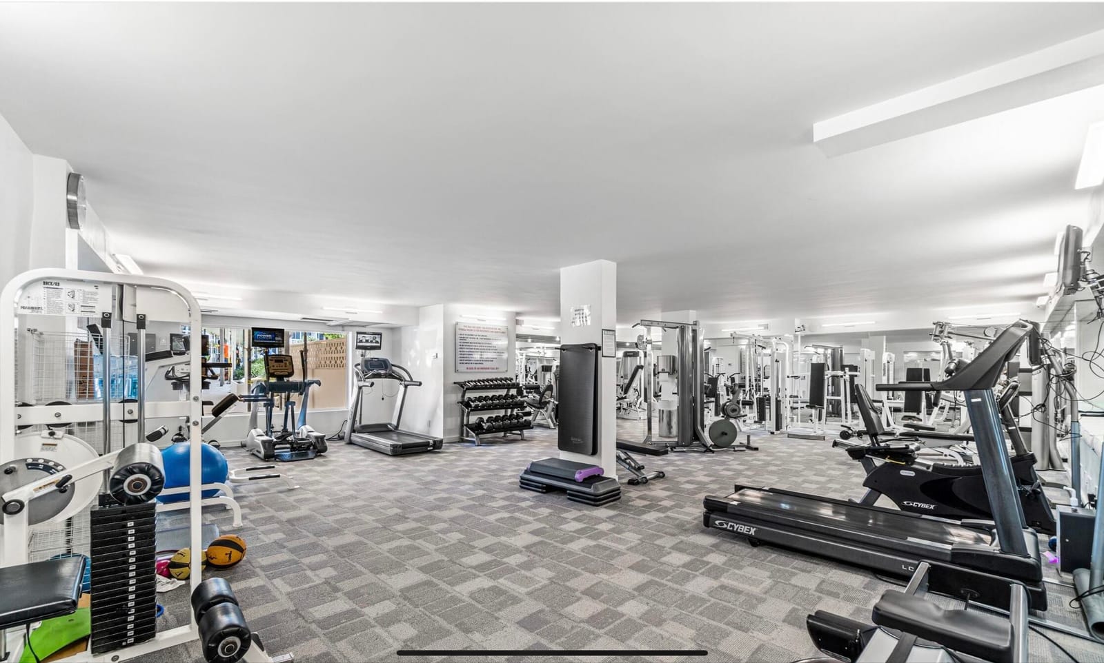 100 Sunrise Avenue 319, Palm Beach, FL 33480 photo 19