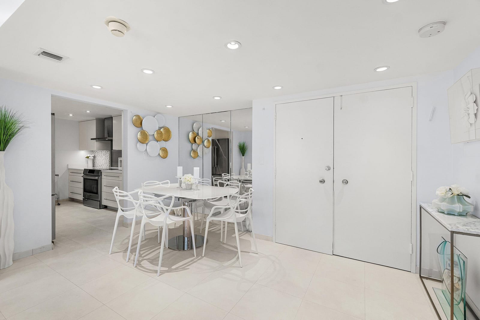 100 Sunrise Avenue 319, Palm Beach, FL 33480 photo 7