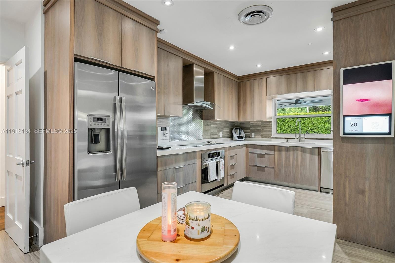 259 E Shore Drive, Miami, FL 33133 photo 7