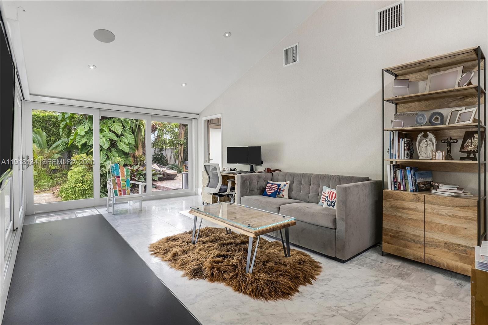 259 E Shore Drive, Miami, FL 33133 photo 9