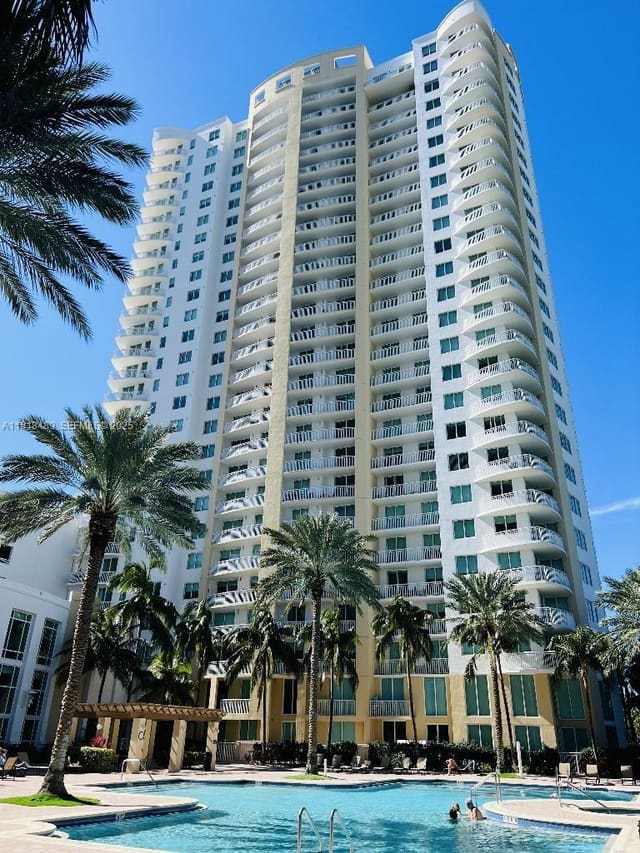 1745 E Hallandale Beach Boulevard 1807W, Duo Condominium West, Hallandale Beach, FL