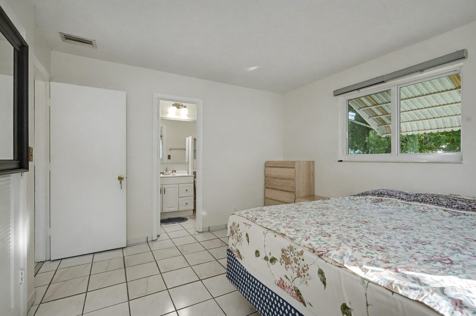 5612 NW 49th Avenue, Tamarac, FL 33319 photo 16
