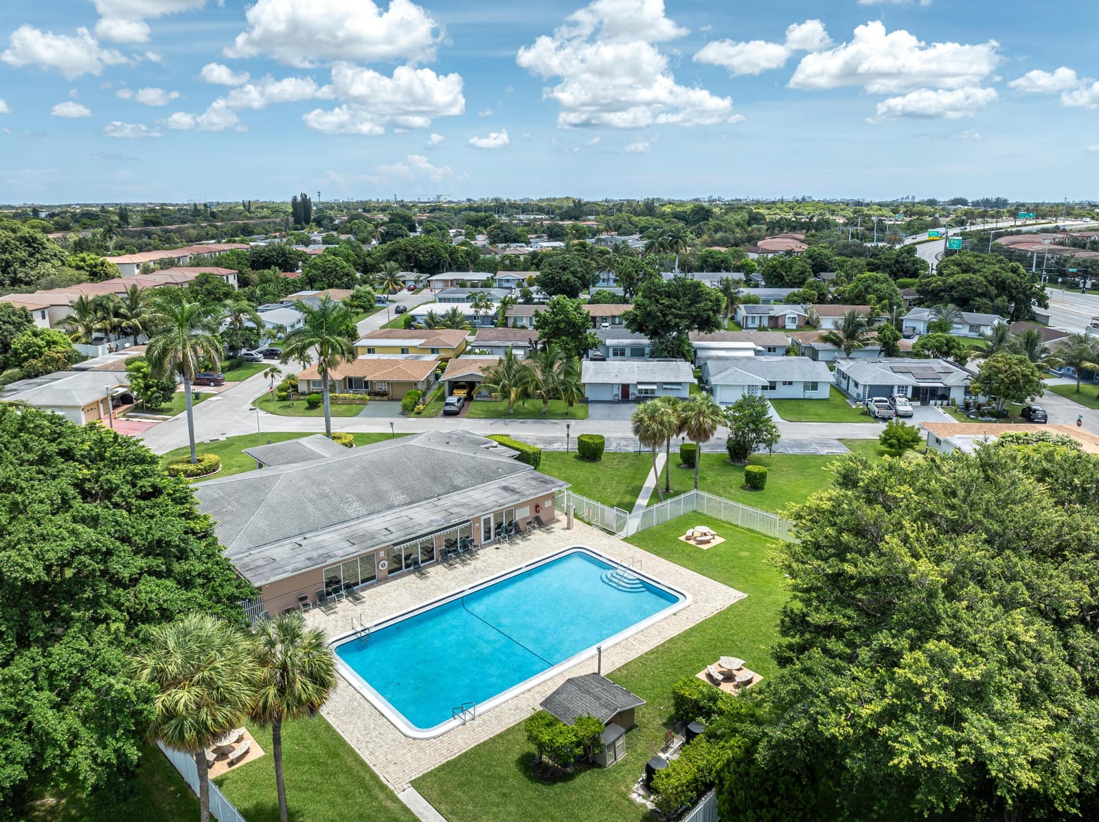 5612 NW 49th Avenue, Tamarac, FL 33319 photo 24