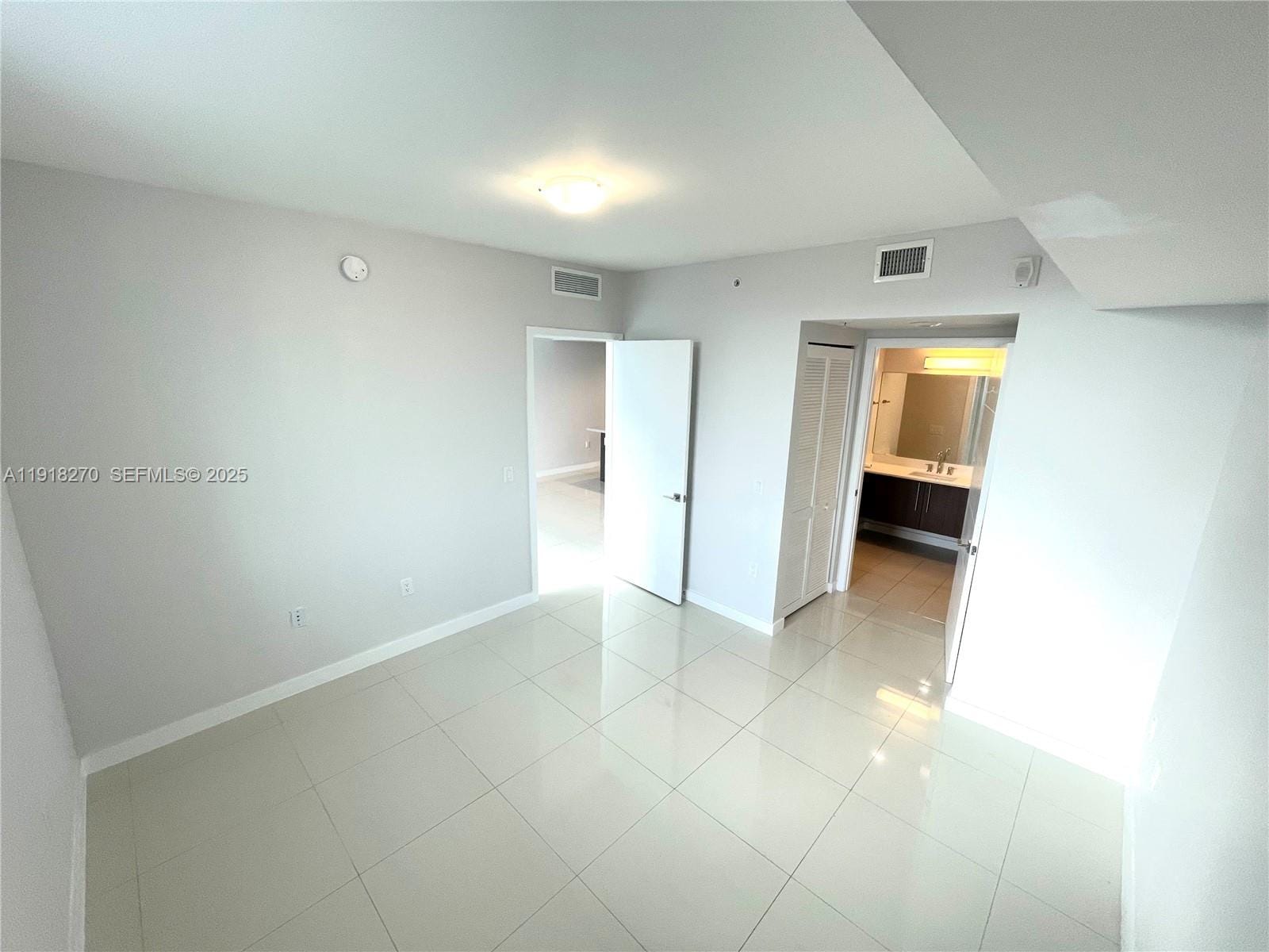 7875 NW 107th Avenue 514 — photo 11