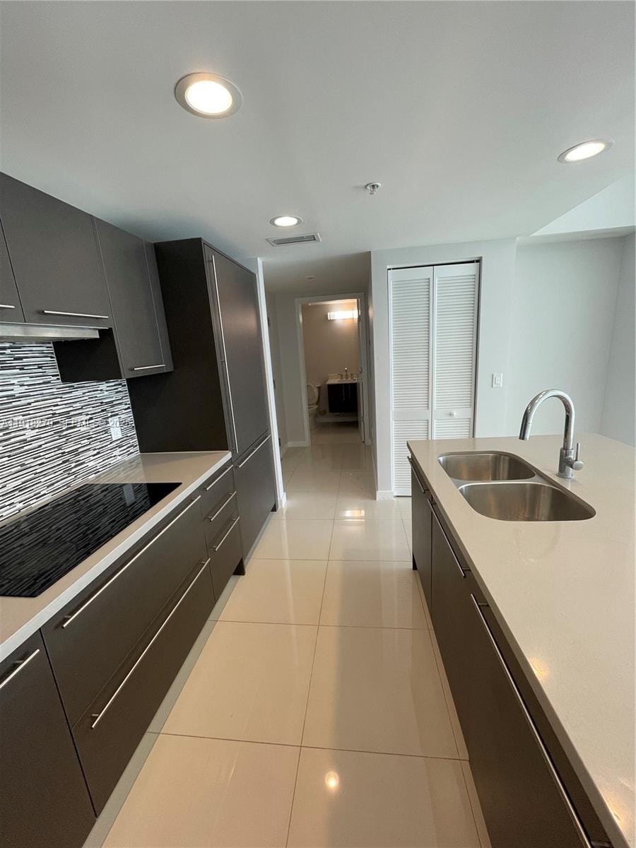 7875 NW 107th Avenue 514 — photo 5