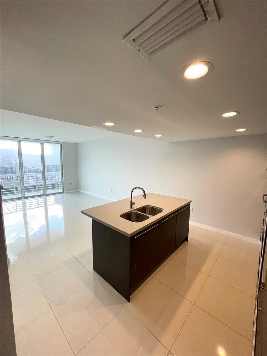 7875 NW 107th Avenue 514 — photo 9