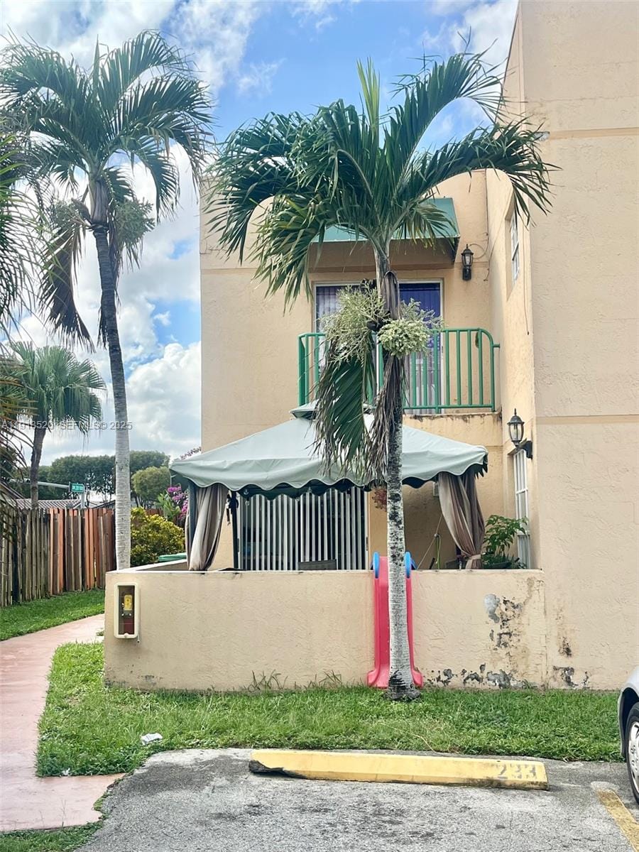 1990 SW 121st Court 232, Miami, FL 33175 photo 2
