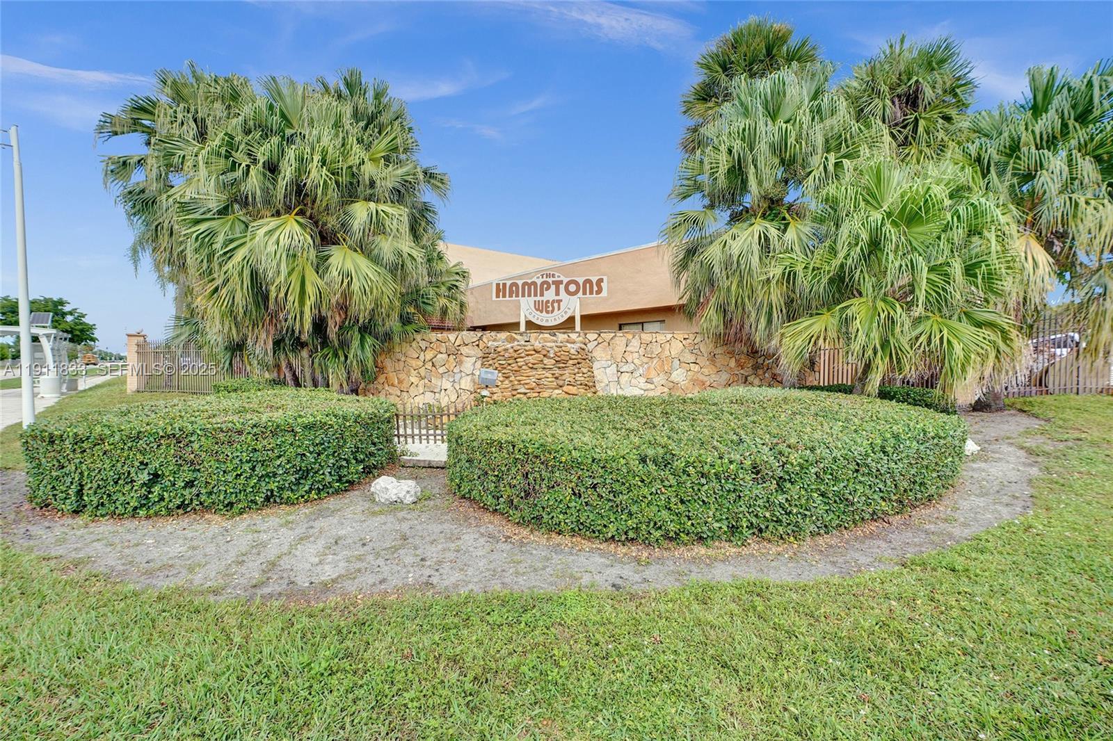 8010 Hampton Boulevard 211, North Lauderdale, FL 33068, North Lauderdale