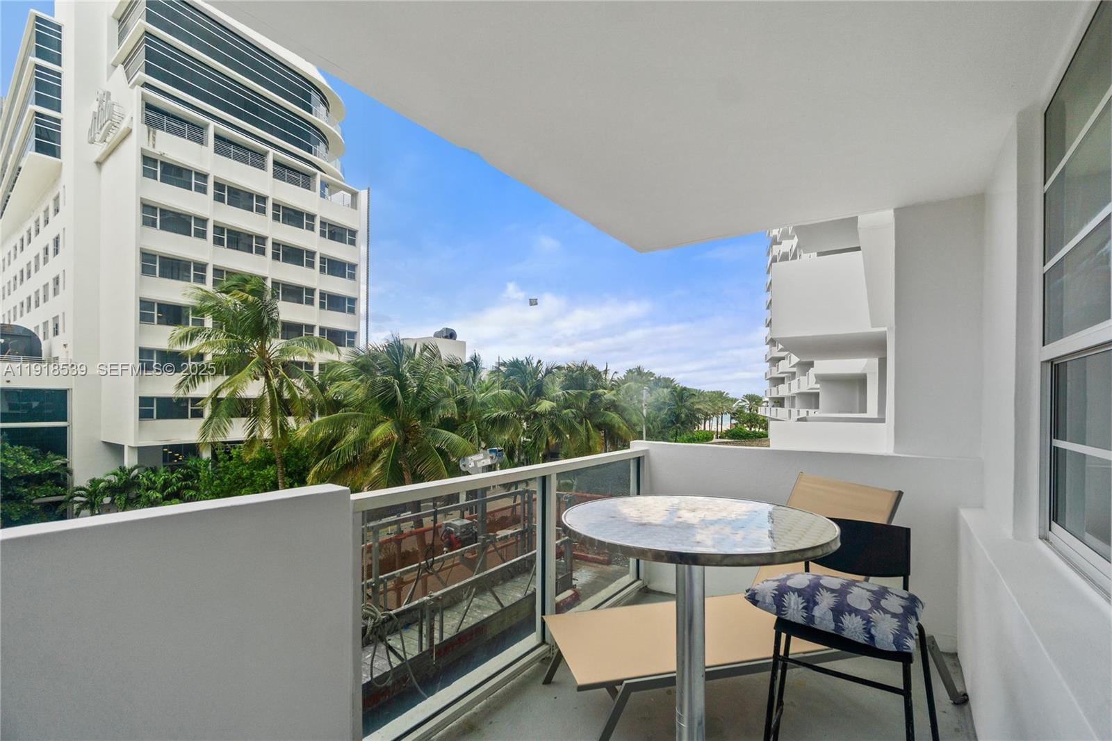 100 Lincoln Road 302 — photo 2