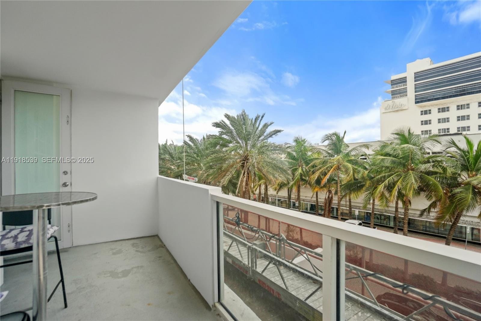 100 Lincoln Road 302 — photo 3