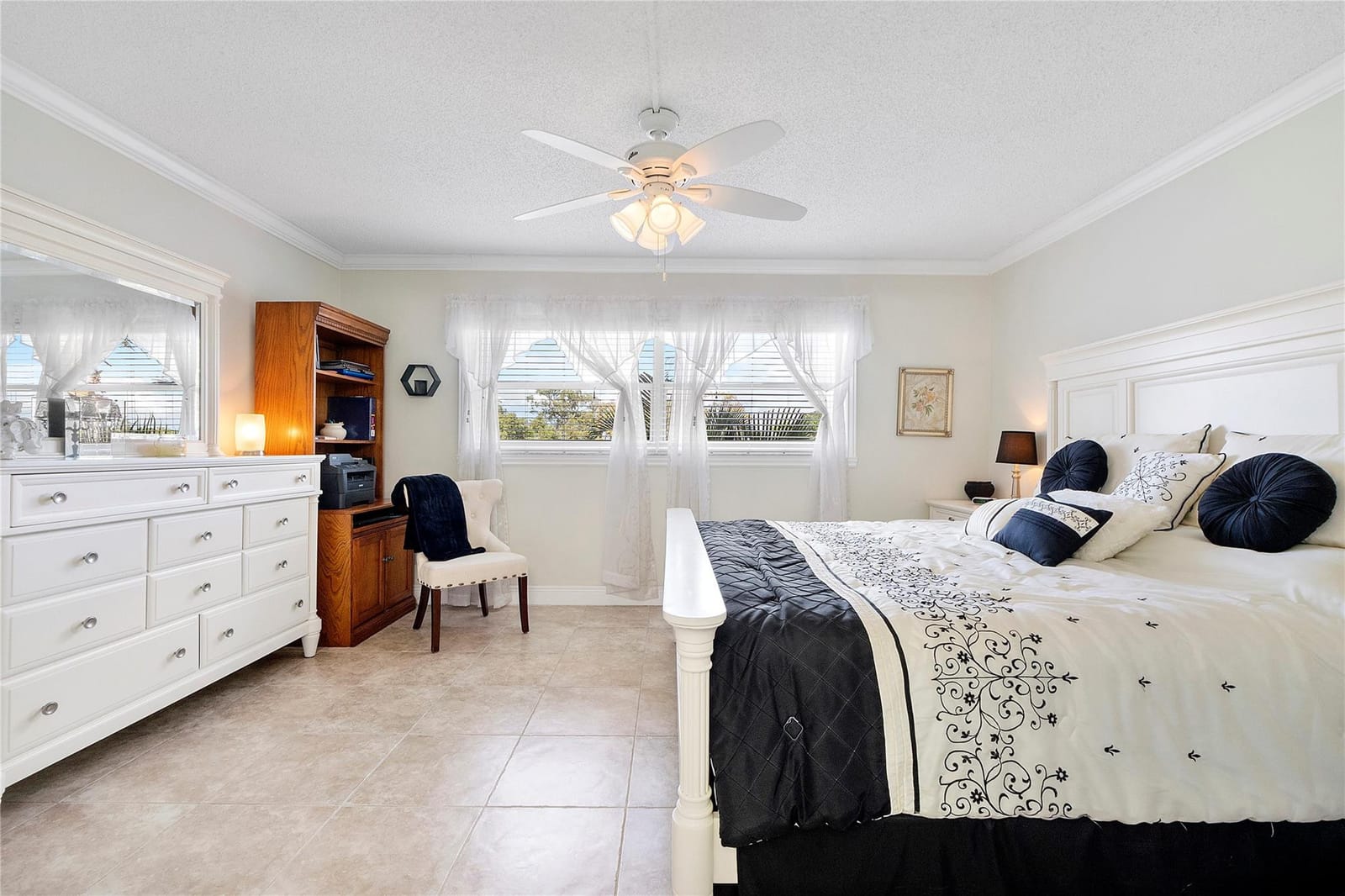 7807 Golf Circle Drive 211 — photo 11