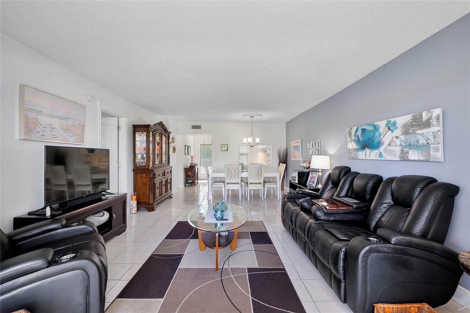 7807 Golf Circle Drive 211 — photo 5