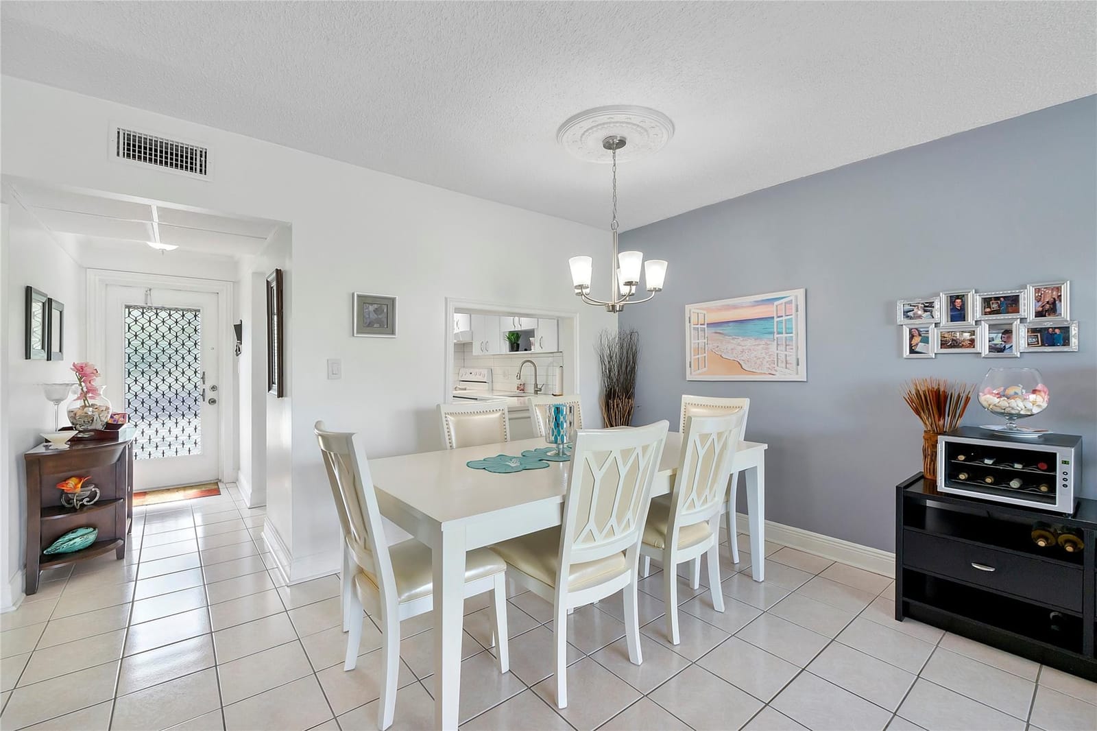 7807 Golf Circle Drive 211 — photo 6