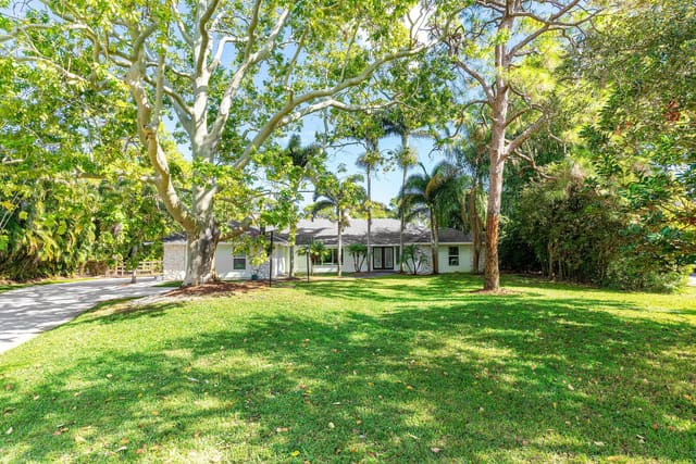 19960 Earlwood Drive, sold in Imperial Woods, Jupiter, FL