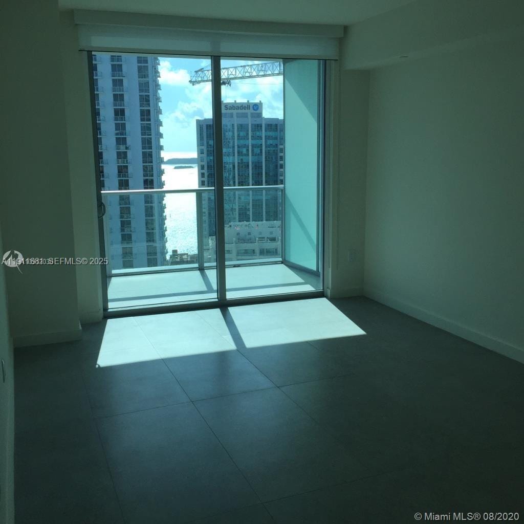 1100 S Miami Avenue 2911 — photo 3