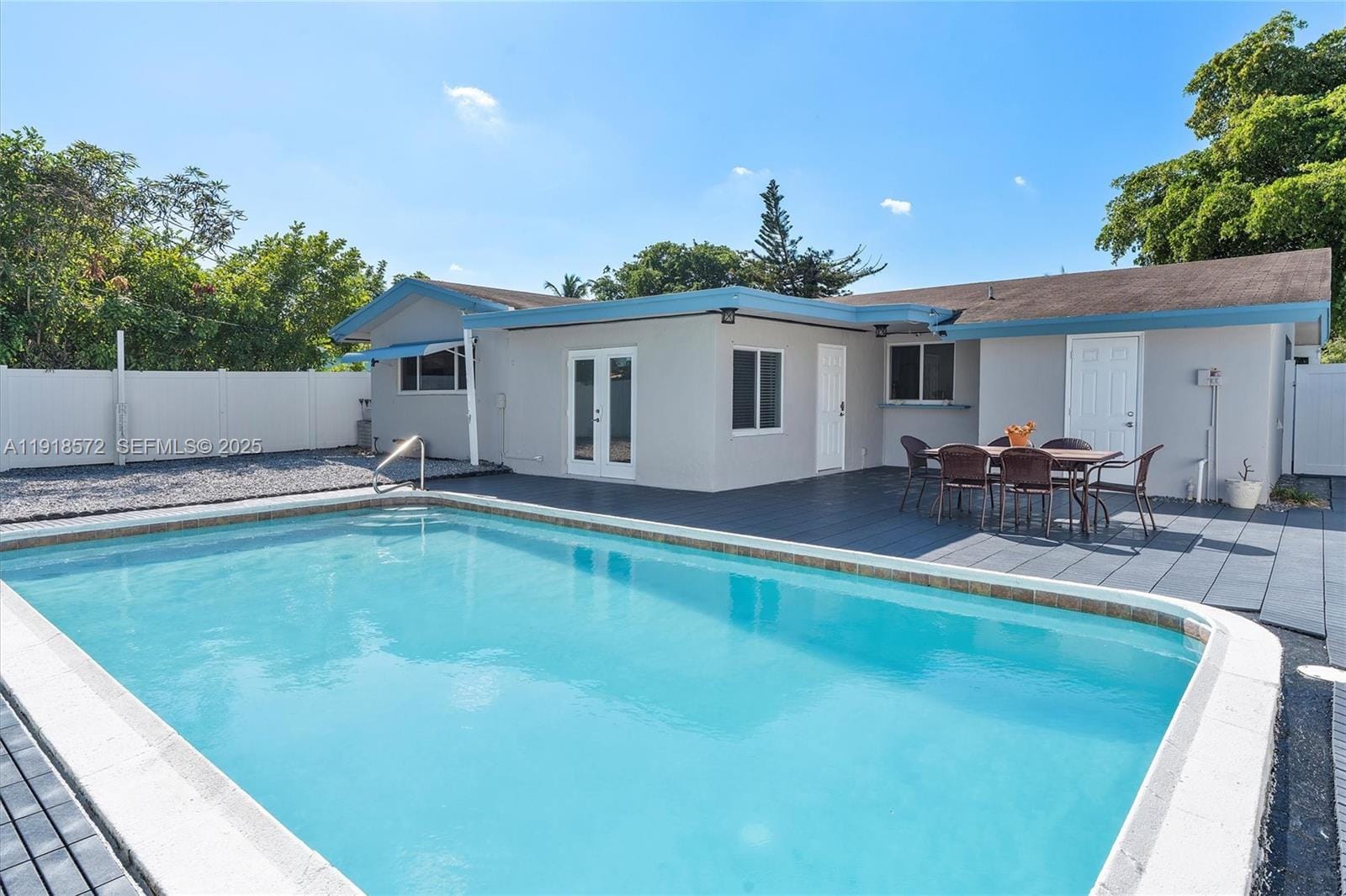 2012 NW 11th Avenue, Fort Lauderdale, FL 33311 photo 11