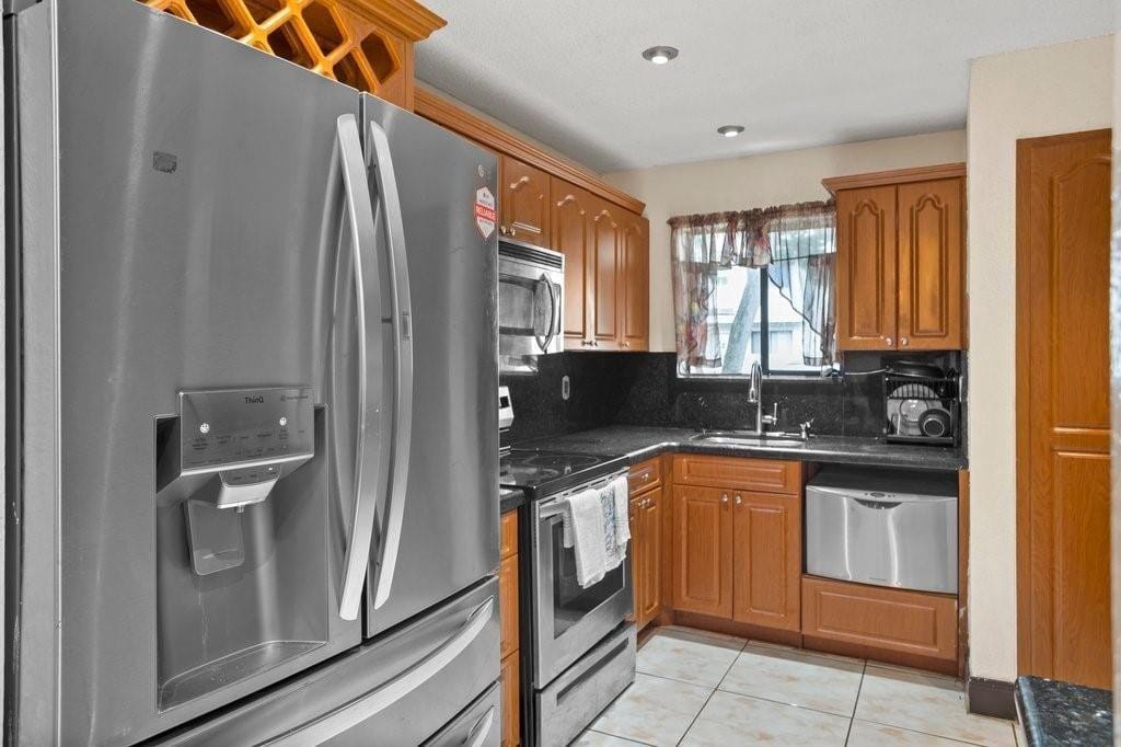 9824 NW 36th Street 9824 — photo 3