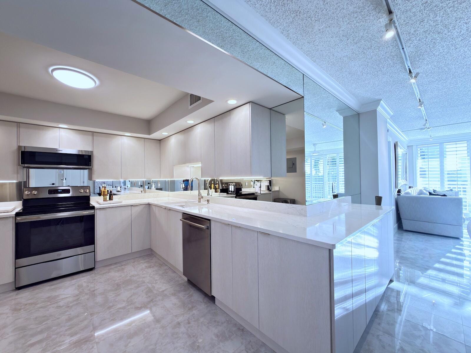 3546 S Ocean Boulevard 316, South Palm Beach, FL 33480 photo 5