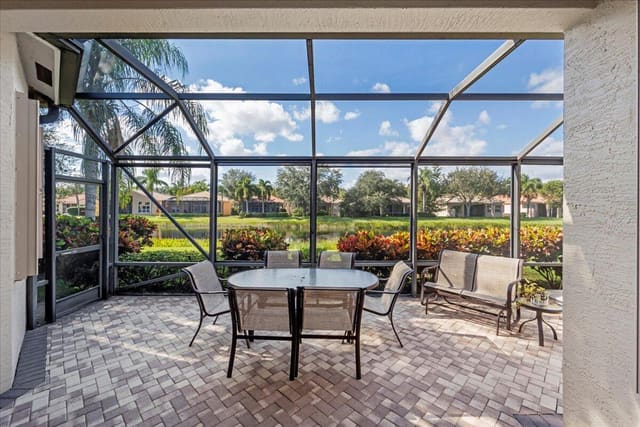 10599 Silverton Lane, Boynton Beach, FL 33437
