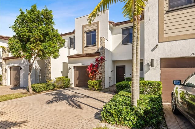 20661 NE 2nd Court, Miami, FL 33179