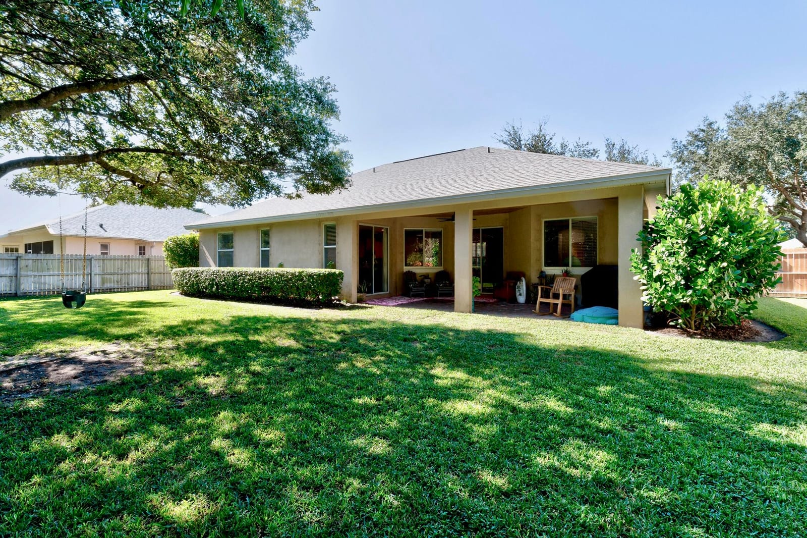 6770 49th Court, Vero Beach, FL 32967 photo 4