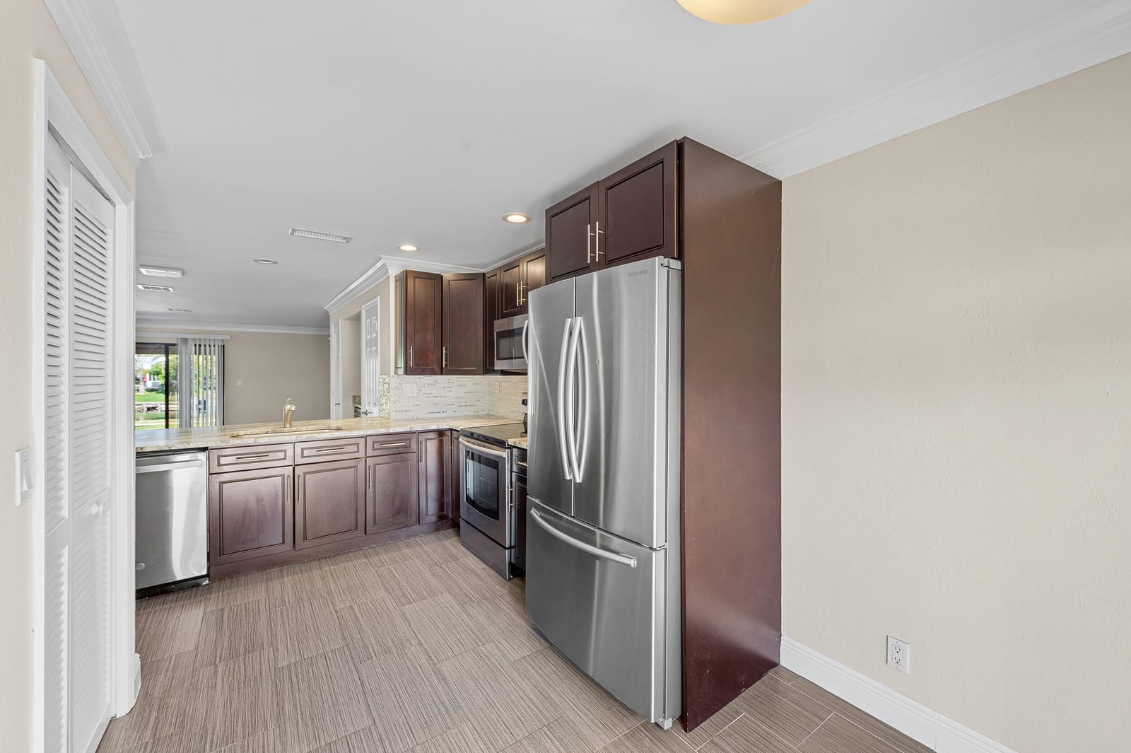 455 Canal Point N 108, Delray Beach, FL 33444 photo 24
