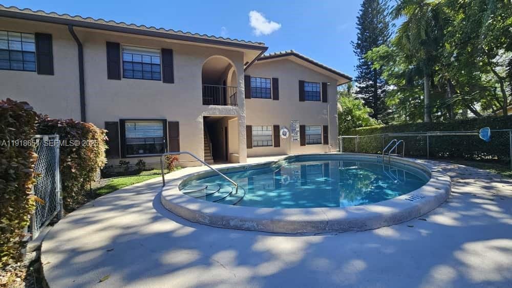 3307 NW 108th Drive 8B — photo 3