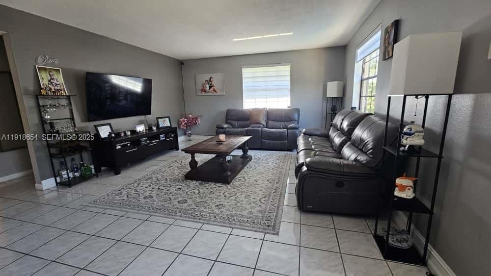 3307 NW 108th Drive 8B — photo 4