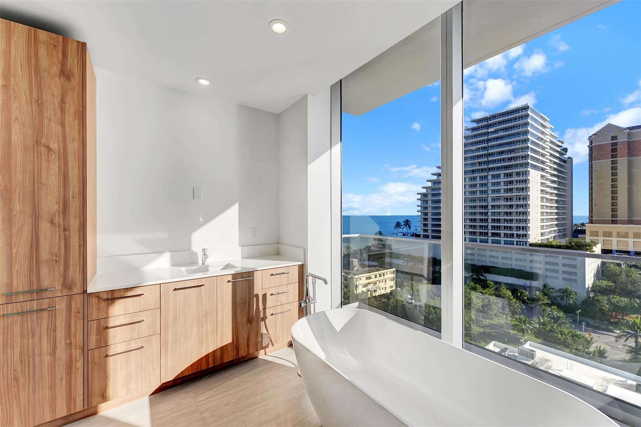 153 N Seabreeze Boulevard 902, Fort Lauderdale, FL 33304 photo 19