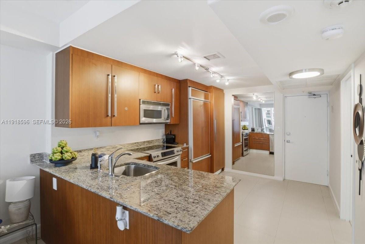 10275 Collins Avenue 1101 — photo 8