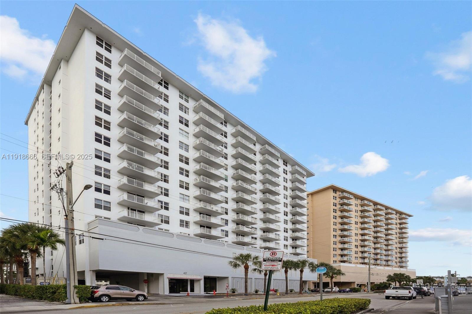 427 Golden Isles Drive 11F, Hallandale Beach, FL 33009, Hallandale Beach