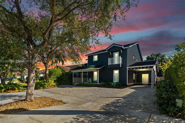 9777 SW 161st Place, Miami, FL 33196