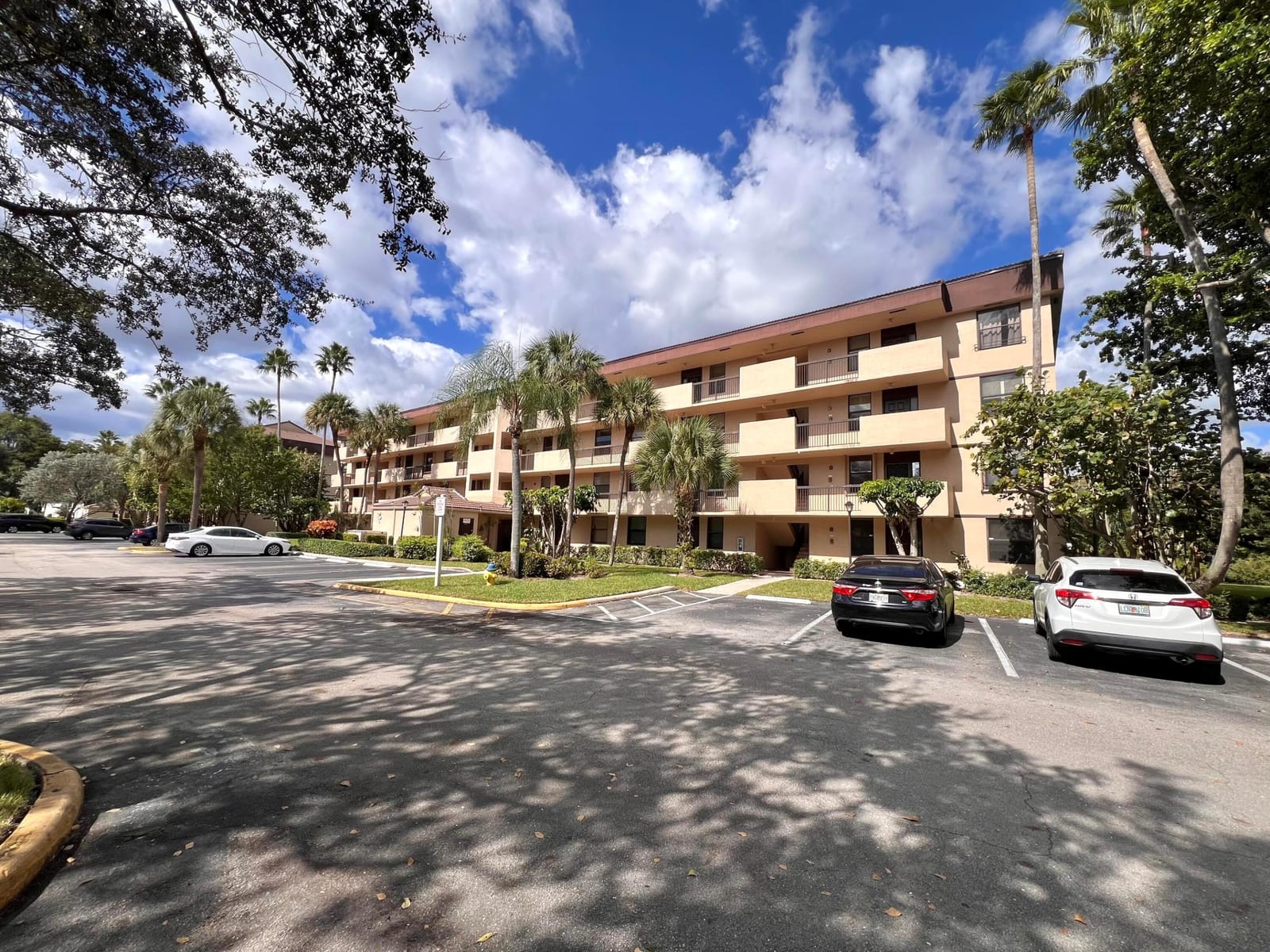 2660 Carambola Circle N 205 — photo 2