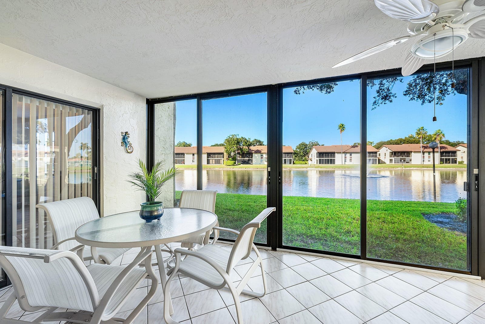 10423 S Circle Lake Drive 102, Boynton Beach, FL 33437 photo 21