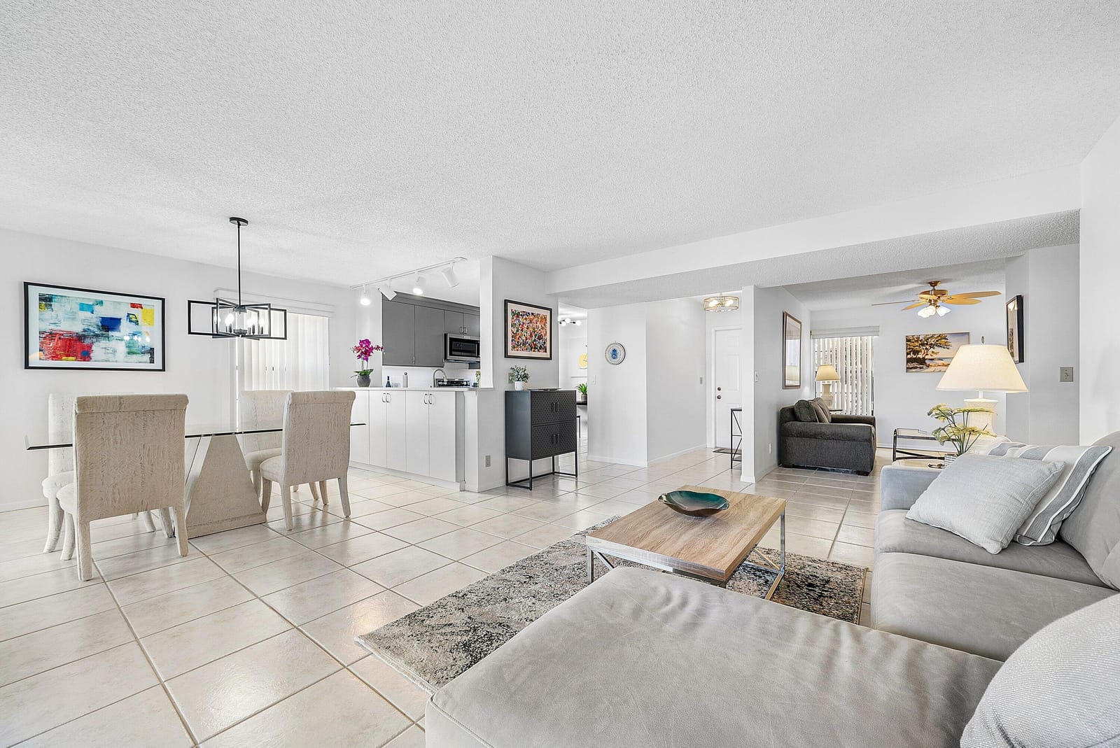 10423 S Circle Lake Drive 102, Boynton Beach, FL 33437 photo 4