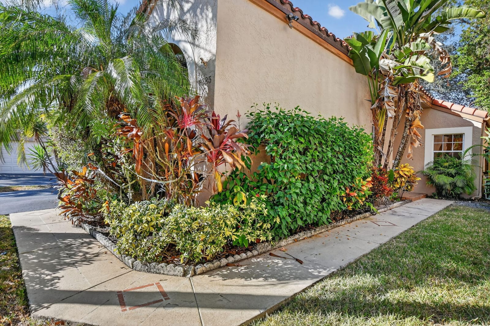 6185 NW 77 Place — photo 3