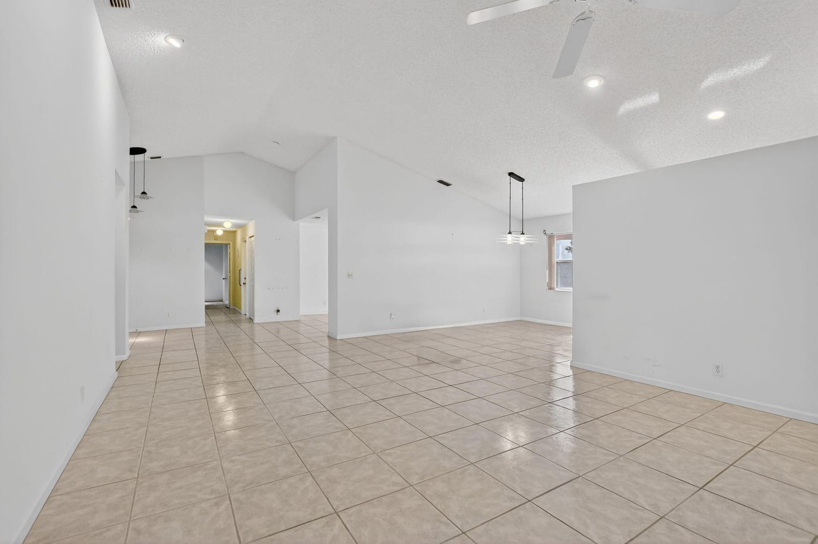 6185 NW 77 Place — photo 6