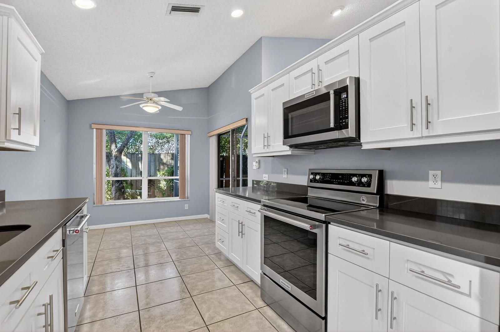 6185 NW 77 Place — photo 10